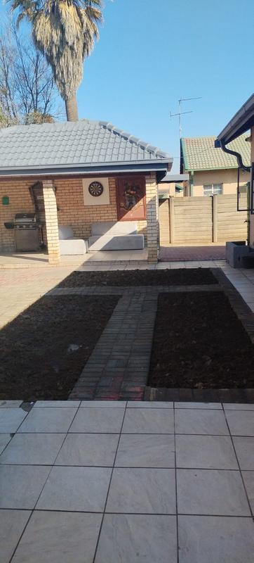 To Let 2 Bedroom Property for Rent in Vanderbijlpark Gauteng