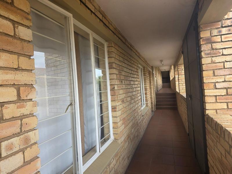 2 Bedroom Property for Sale in Wilro Park Gauteng