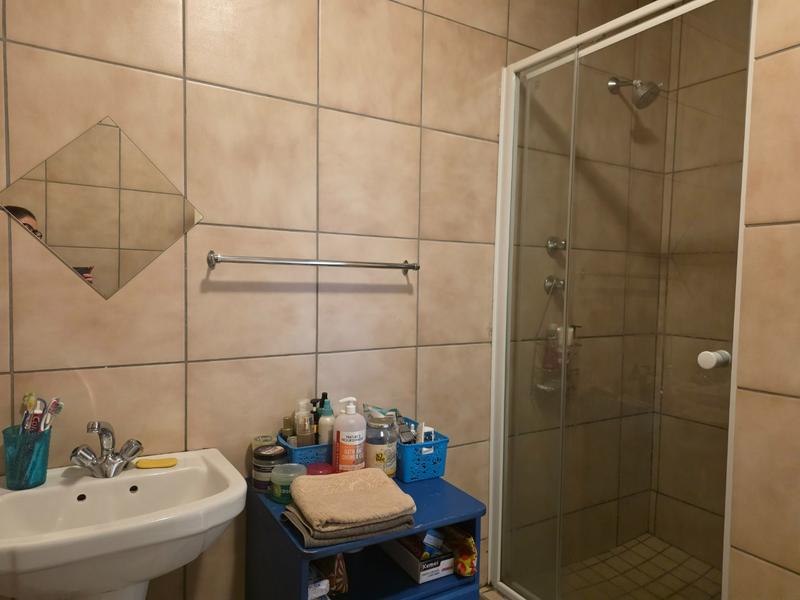 2 Bedroom Property for Sale in Wilro Park Gauteng