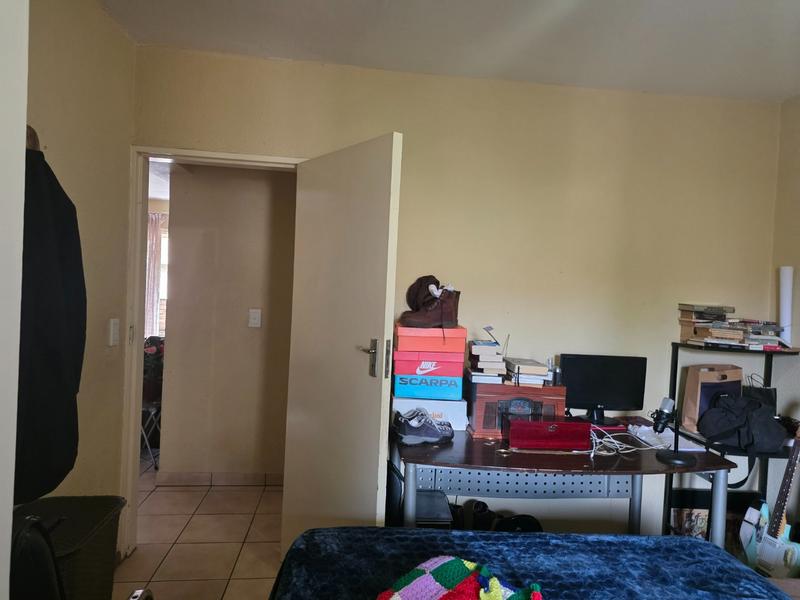 2 Bedroom Property for Sale in Wilro Park Gauteng