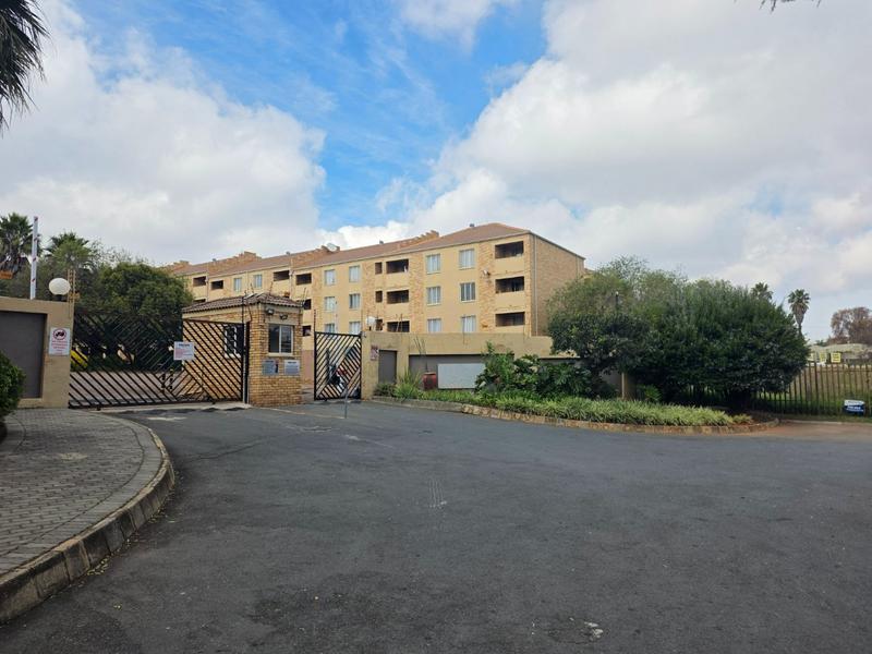 2 Bedroom Property for Sale in Wilro Park Gauteng