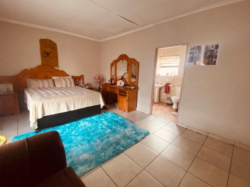 4 Bedroom Property for Sale in Kirkney Gauteng