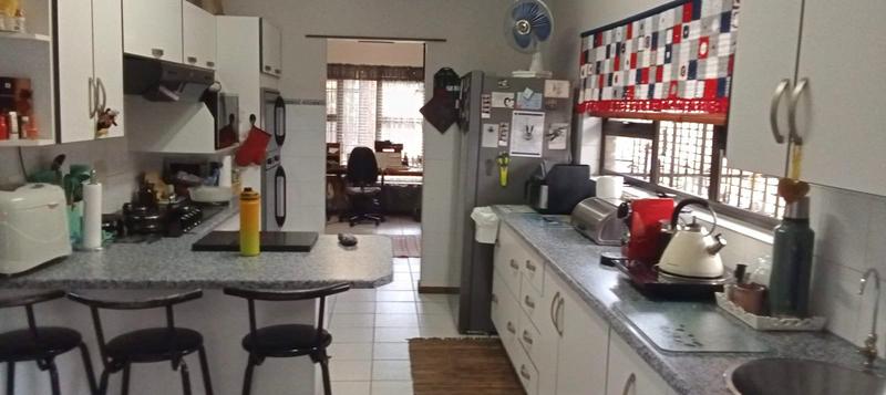 3 Bedroom Property for Sale in Theresa Park Gauteng