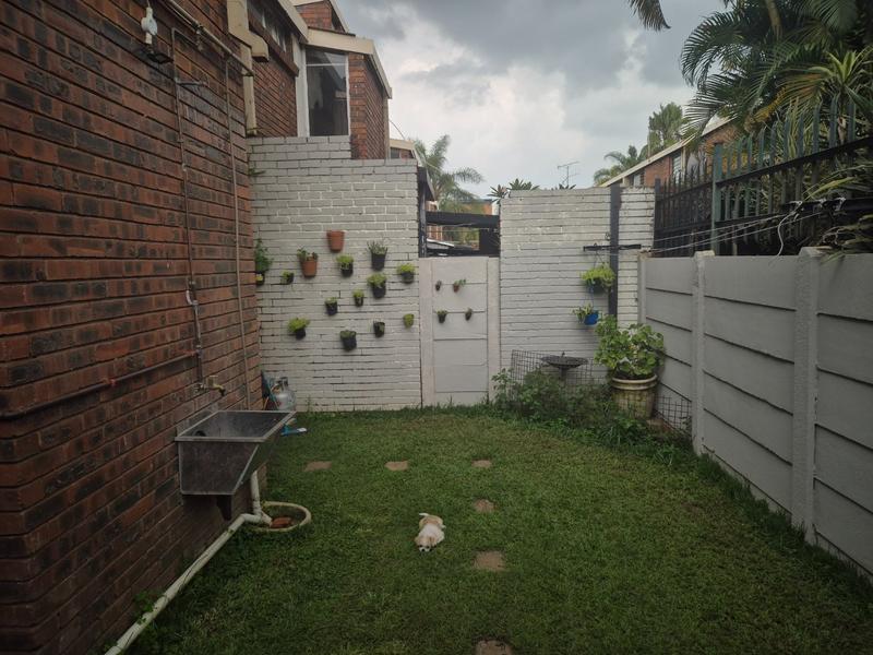 2 Bedroom Property for Sale in Tileba Gauteng