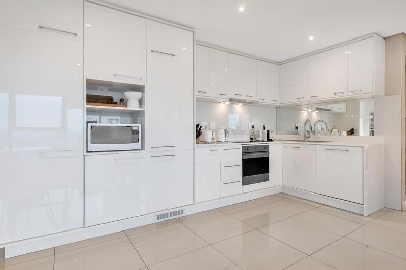 To Let 2 Bedroom Property for Rent in Rosebank Gauteng