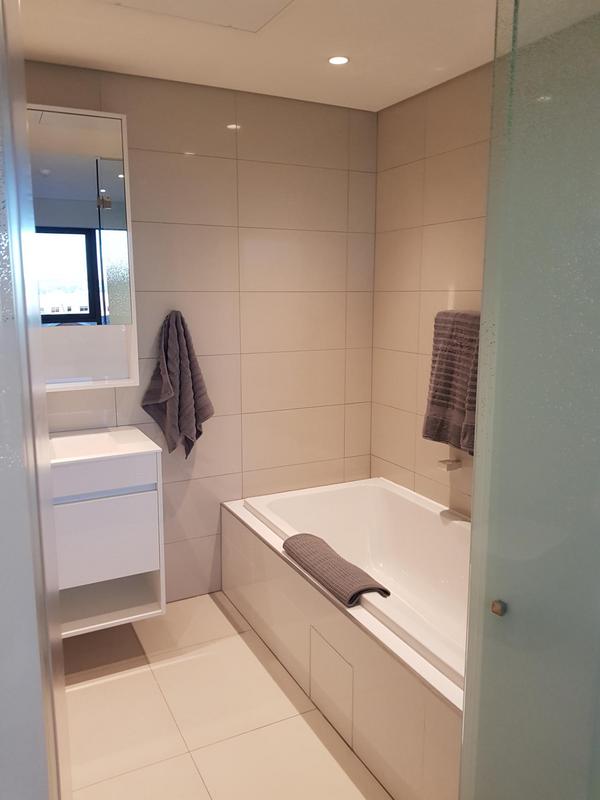 To Let 2 Bedroom Property for Rent in Rosebank Gauteng