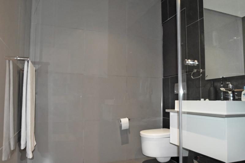 To Let 2 Bedroom Property for Rent in Illovo Gauteng