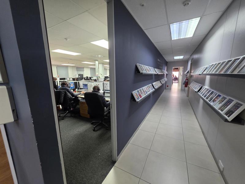 To Let Commercial Property for Rent in Menlo Park Gauteng