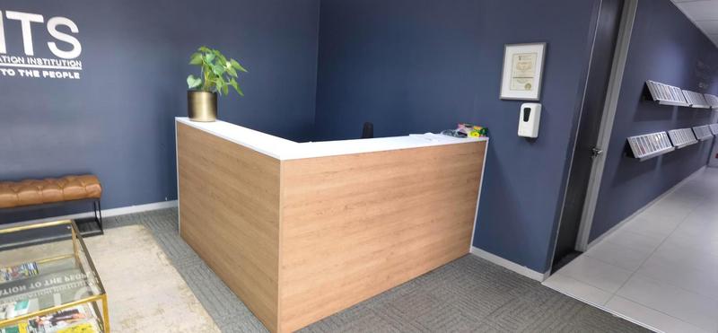 To Let Commercial Property for Rent in Menlo Park Gauteng