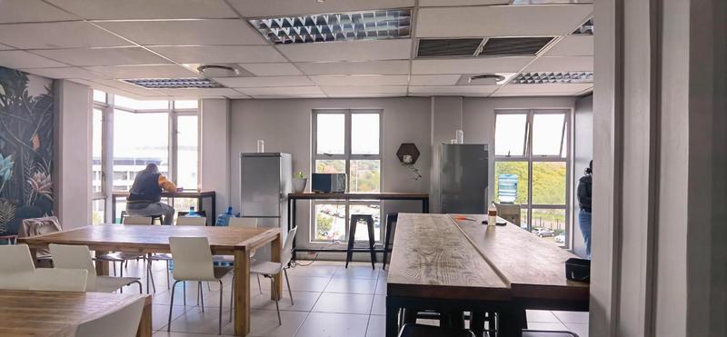 To Let Commercial Property for Rent in Menlo Park Gauteng