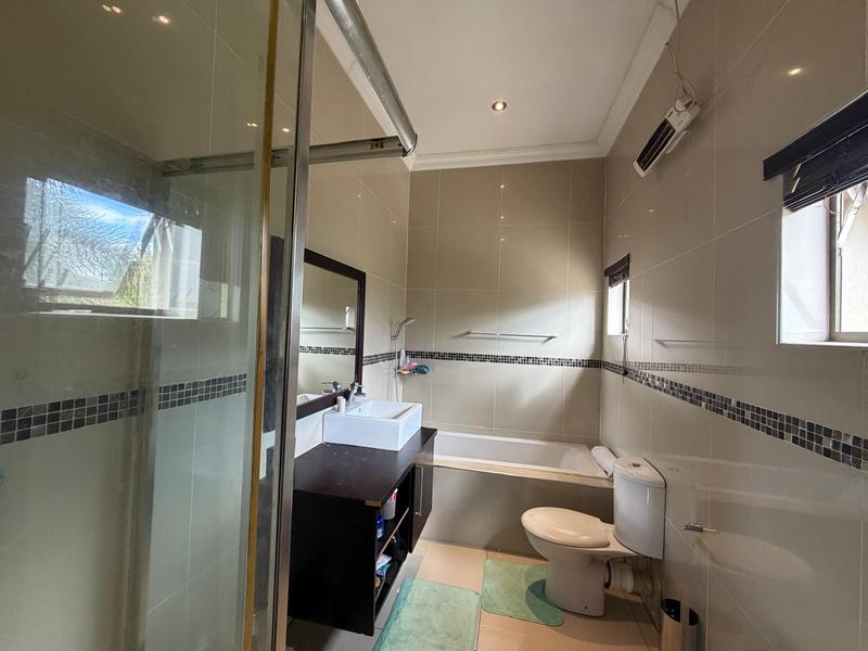 4 Bedroom Property for Sale in Blue Valley Golf Estate Gauteng