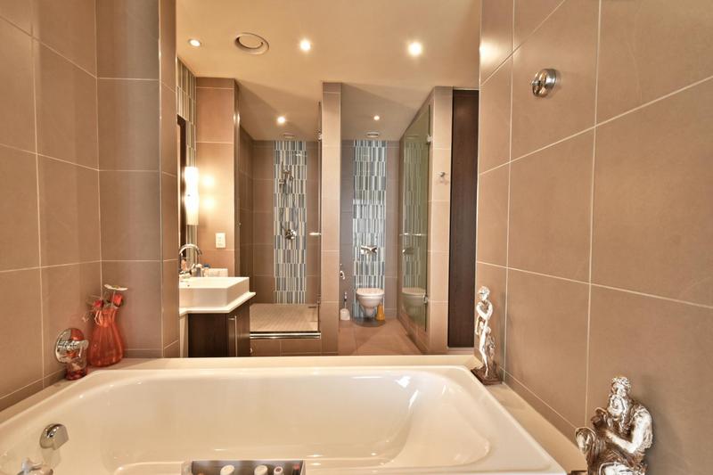 1 Bedroom Property for Sale in Bedfordview Gauteng