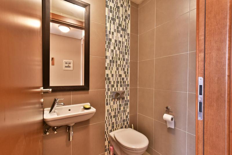 1 Bedroom Property for Sale in Bedfordview Gauteng