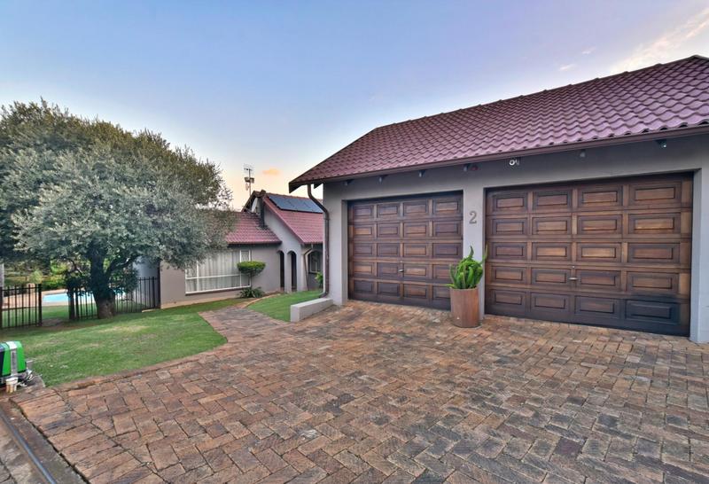 4 Bedroom Property for Sale in Glenvista Gauteng