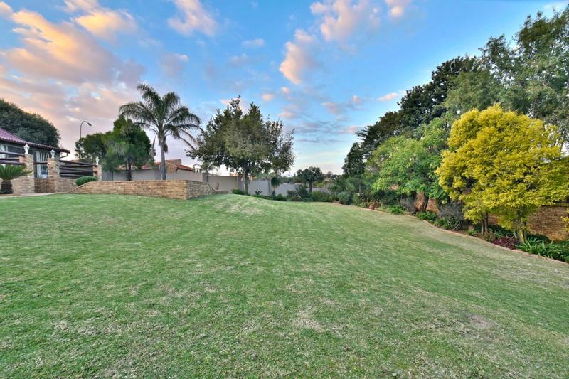 4 Bedroom Property for Sale in Glenvista Gauteng