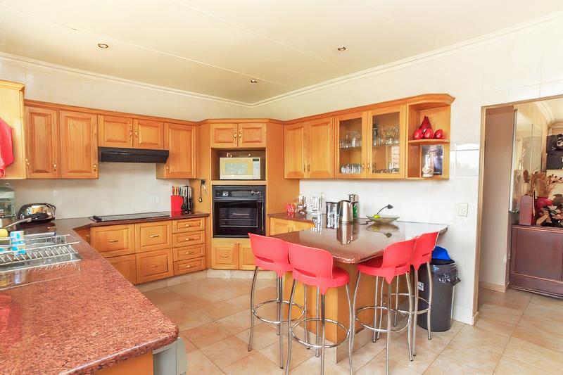 4 Bedroom Property for Sale in Glenvista Gauteng