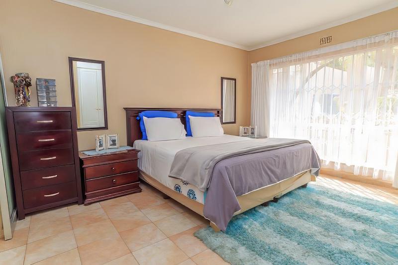 4 Bedroom Property for Sale in Glenvista Gauteng