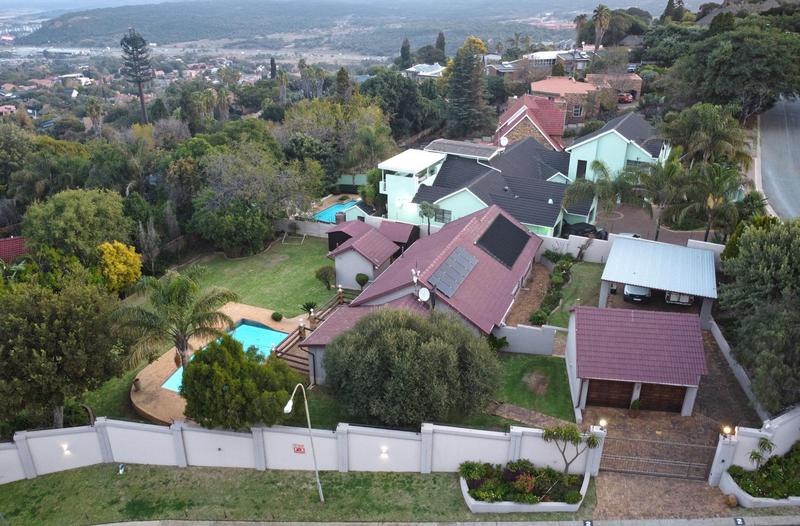 4 Bedroom Property for Sale in Glenvista Gauteng