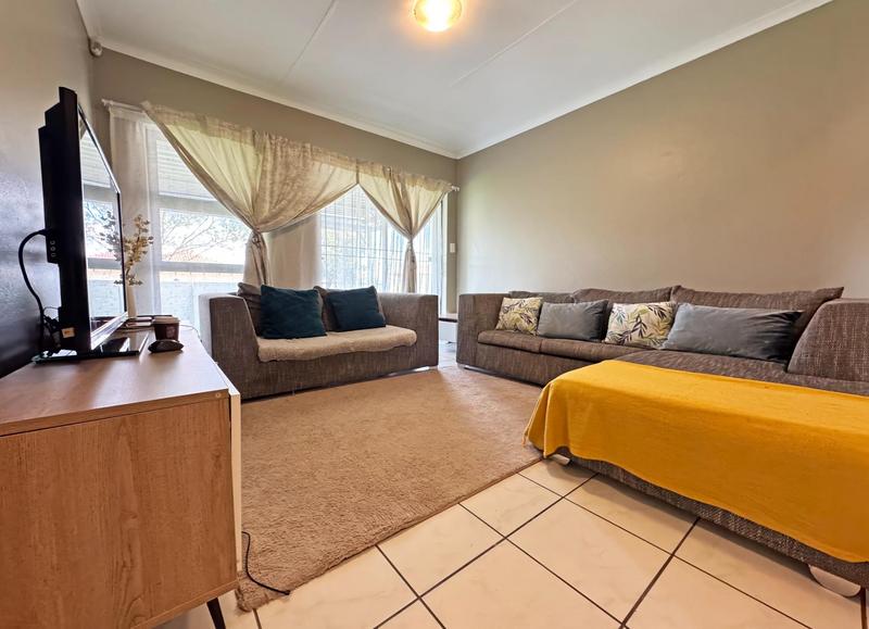 2 Bedroom Property for Sale in Muldersdrift Gauteng