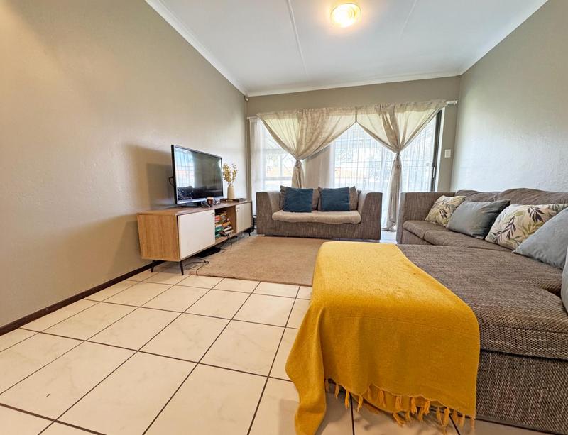 2 Bedroom Property for Sale in Muldersdrift Gauteng