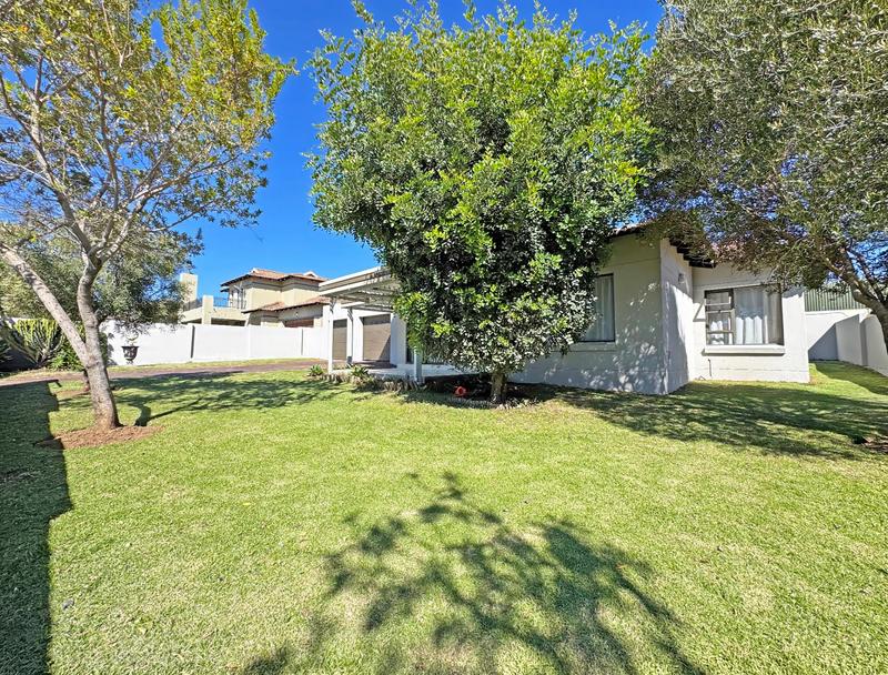 2 Bedroom Property for Sale in Muldersdrift Gauteng