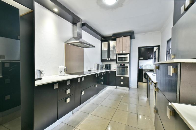 3 Bedroom Property for Sale in Klevehill Park Gauteng