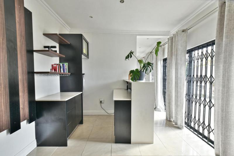 3 Bedroom Property for Sale in Klevehill Park Gauteng