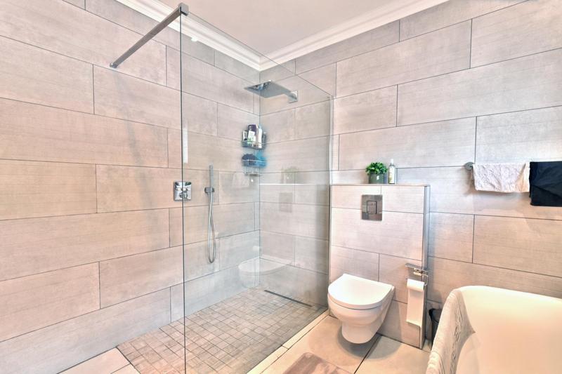 3 Bedroom Property for Sale in Klevehill Park Gauteng