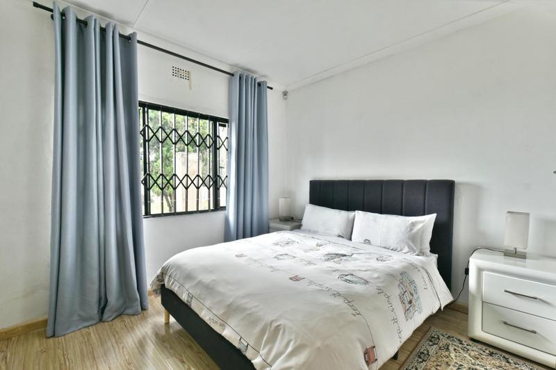3 Bedroom Property for Sale in Klevehill Park Gauteng