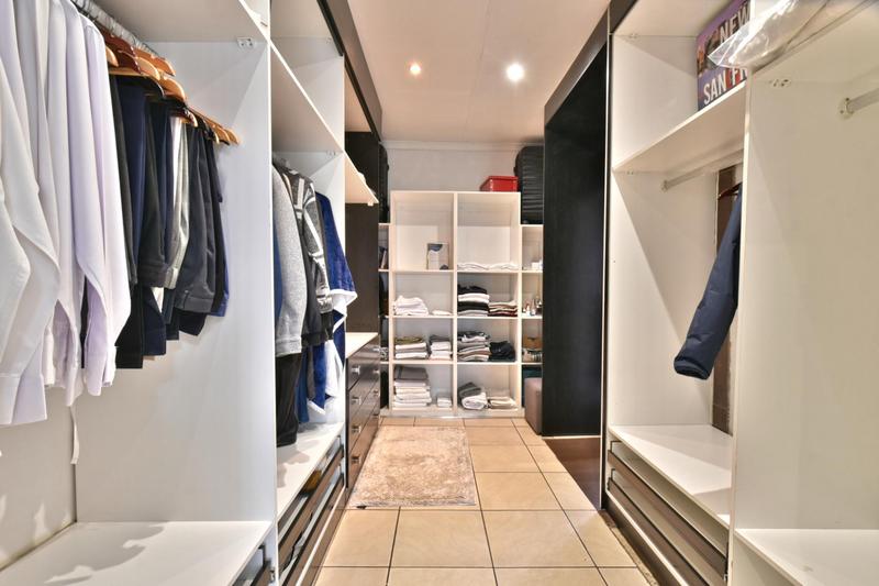 3 Bedroom Property for Sale in Klevehill Park Gauteng