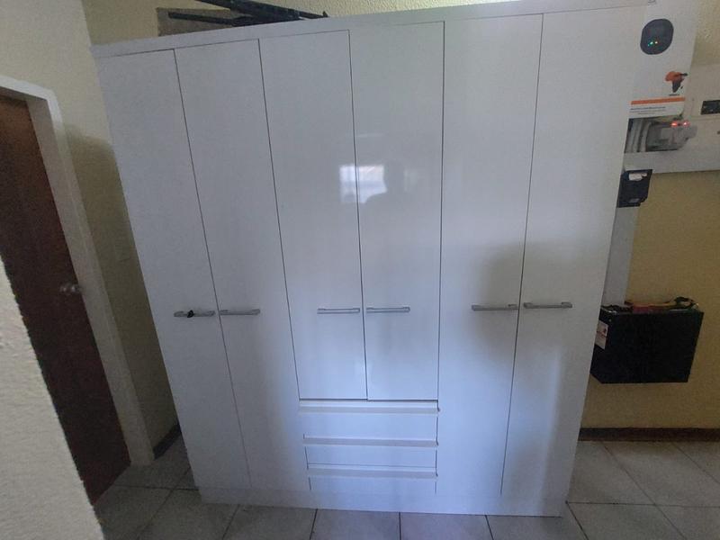 4 Bedroom Property for Sale in Mohlakeng Gauteng