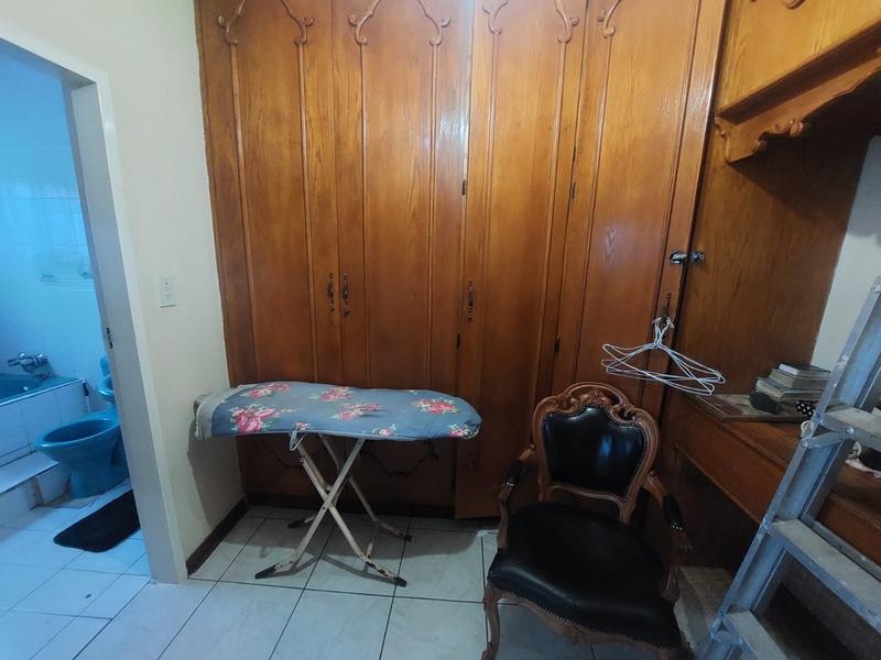 4 Bedroom Property for Sale in Mohlakeng Gauteng
