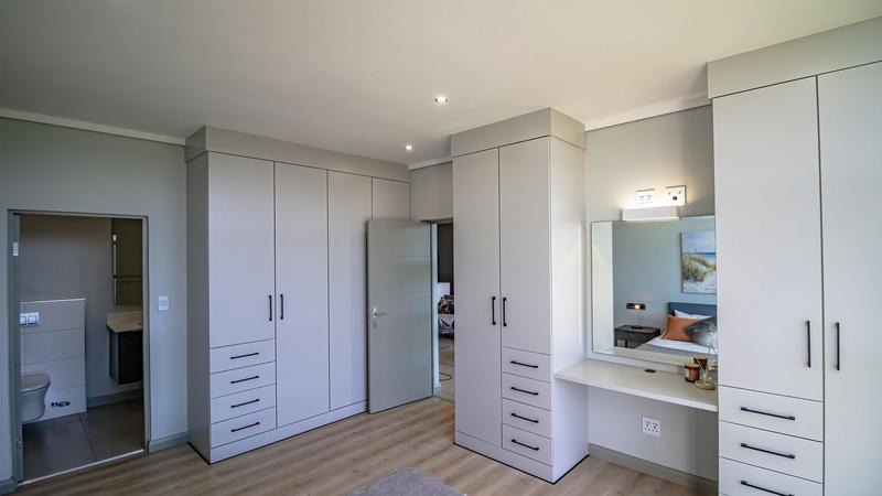 3 Bedroom Property for Sale in Midfield Estate Gauteng