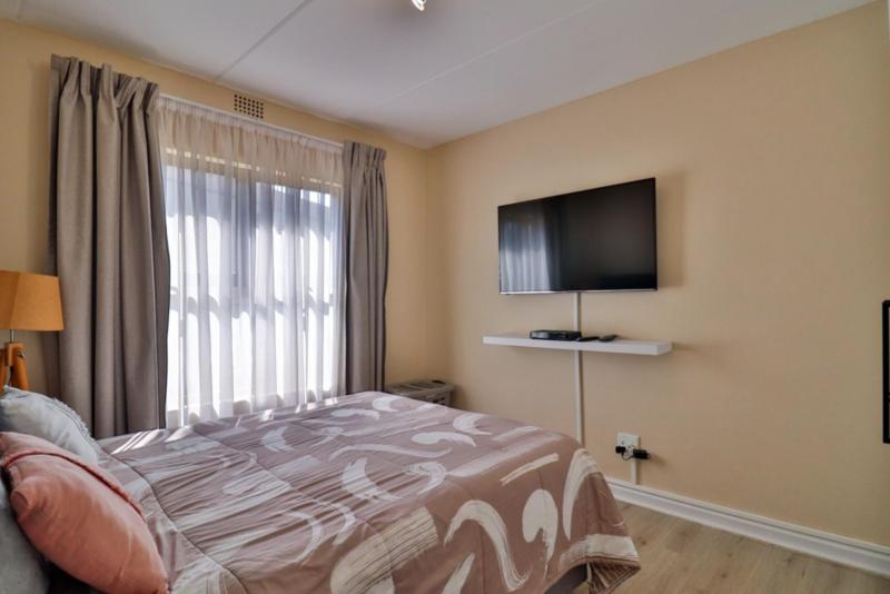 To Let 3 Bedroom Property for Rent in Broadacres Gauteng