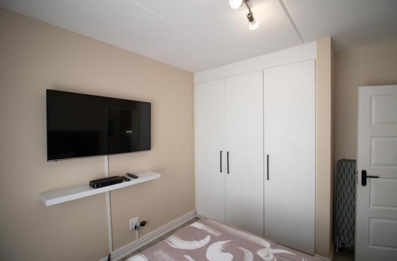 To Let 3 Bedroom Property for Rent in Broadacres Gauteng