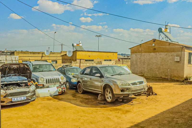 1 Bedroom Property for Sale in Tembisa Gauteng