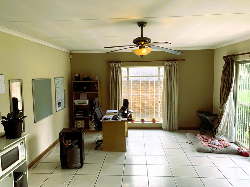 4 Bedroom Property for Sale in Freeway Park Gauteng