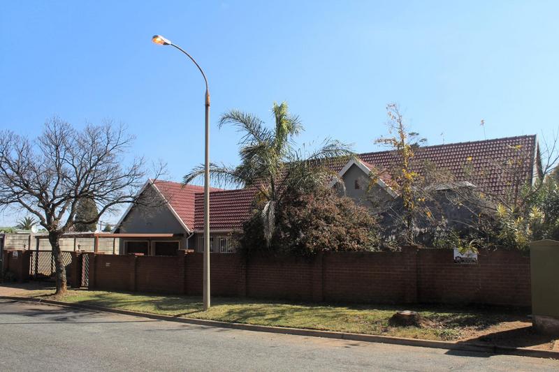 4 Bedroom Property for Sale in Freeway Park Gauteng