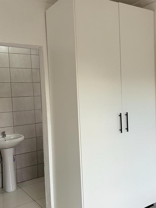 To Let 1 Bedroom Property for Rent in Roodepoort Gauteng