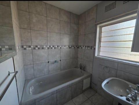 2 Bedroom Property for Sale in Primrose Hill Gauteng