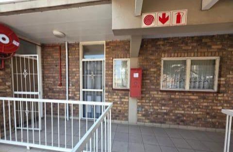 2 Bedroom Property for Sale in Primrose Hill Gauteng