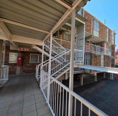 2 Bedroom Property for Sale in Primrose Hill Gauteng