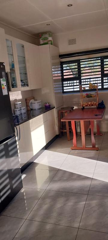 To Let 5 Bedroom Property for Rent in Comet Gauteng