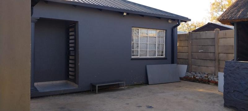 To Let 5 Bedroom Property for Rent in Comet Gauteng