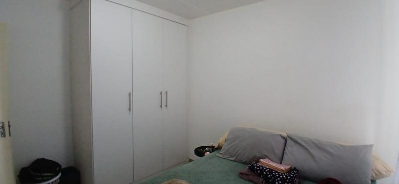 2 Bedroom Property for Sale in Albertsdal Gauteng
