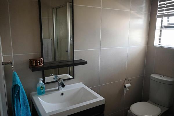 To Let 1 Bedroom Property for Rent in Olivedale Gauteng