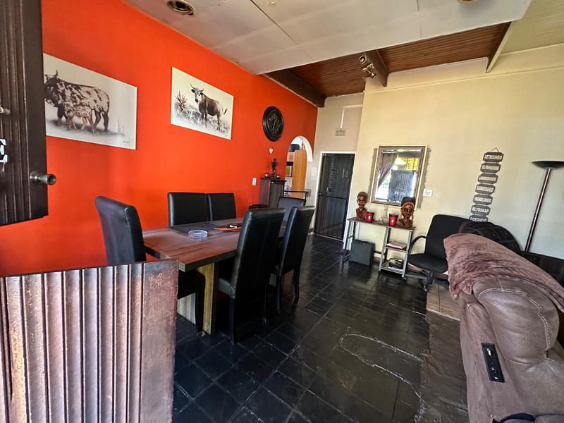 5 Bedroom Property for Sale in Strubenvale Gauteng
