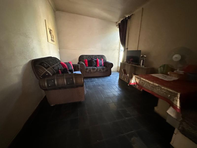 5 Bedroom Property for Sale in Strubenvale Gauteng