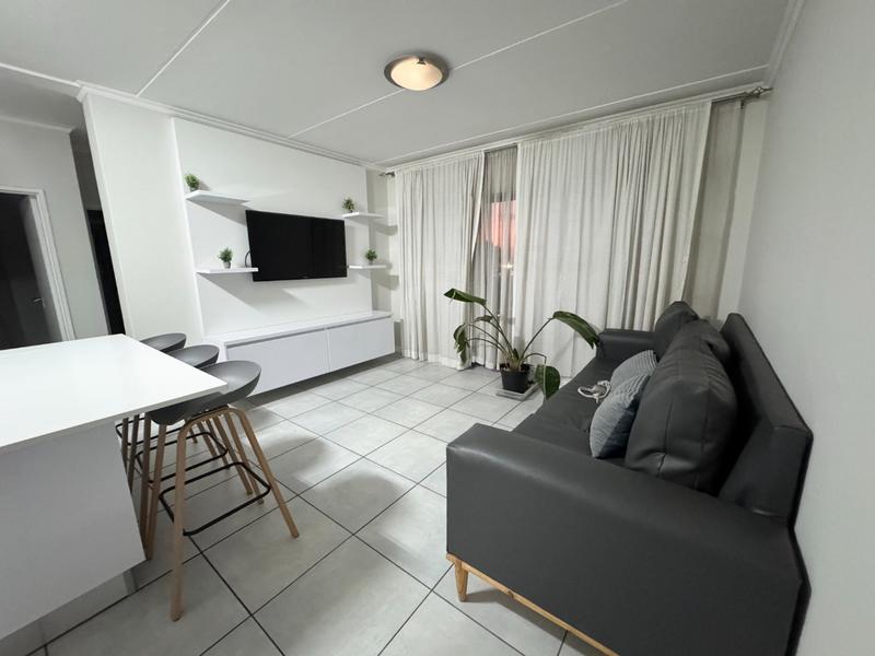 To Let 2 Bedroom Property for Rent in Crowthorne AH Gauteng