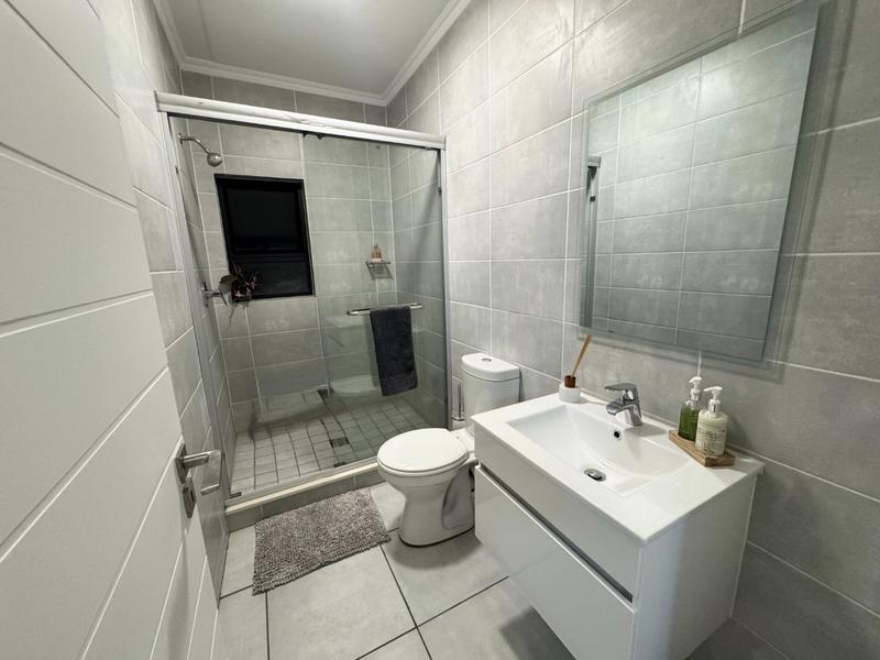 To Let 2 Bedroom Property for Rent in Crowthorne AH Gauteng